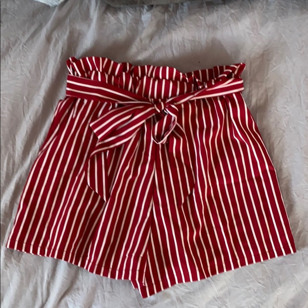 SHEIN Paper Bag Stripped Shorts - Picture 4 of 4